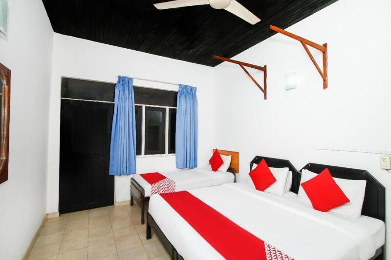 Ceylonica Beach Hotel Negombo Extérieur photo