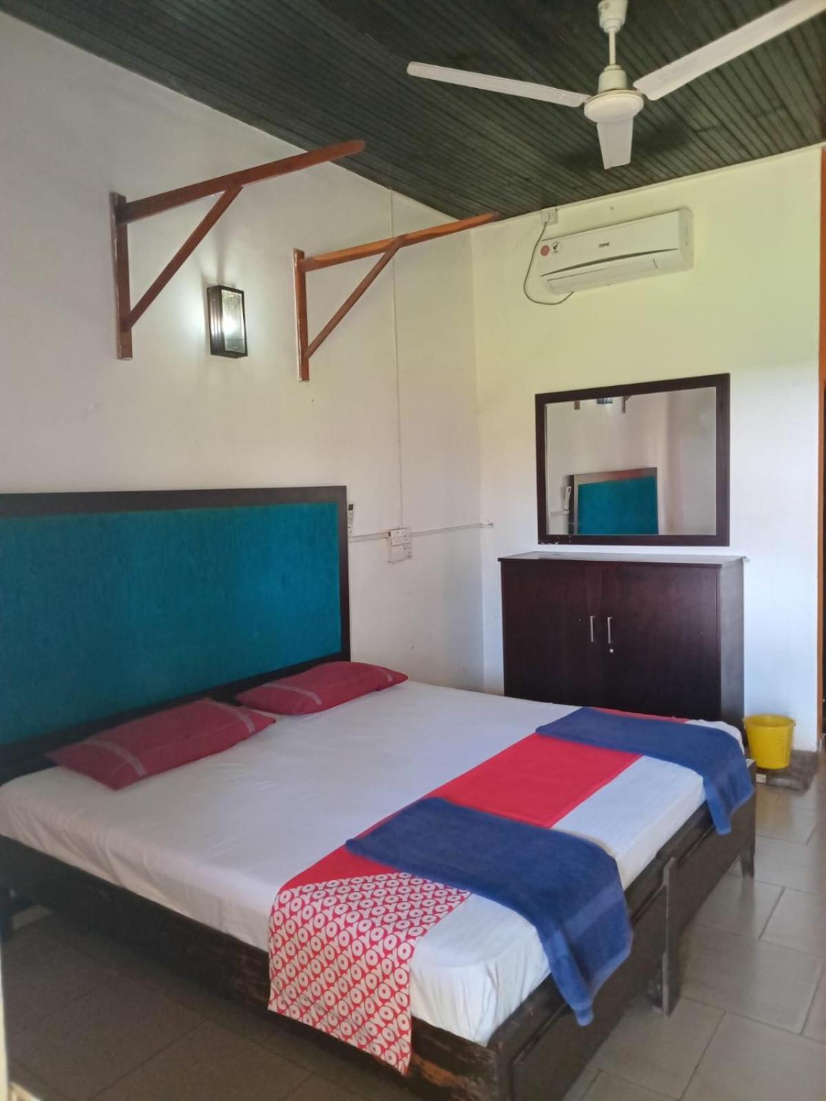 Ceylonica Beach Hotel Negombo Extérieur photo
