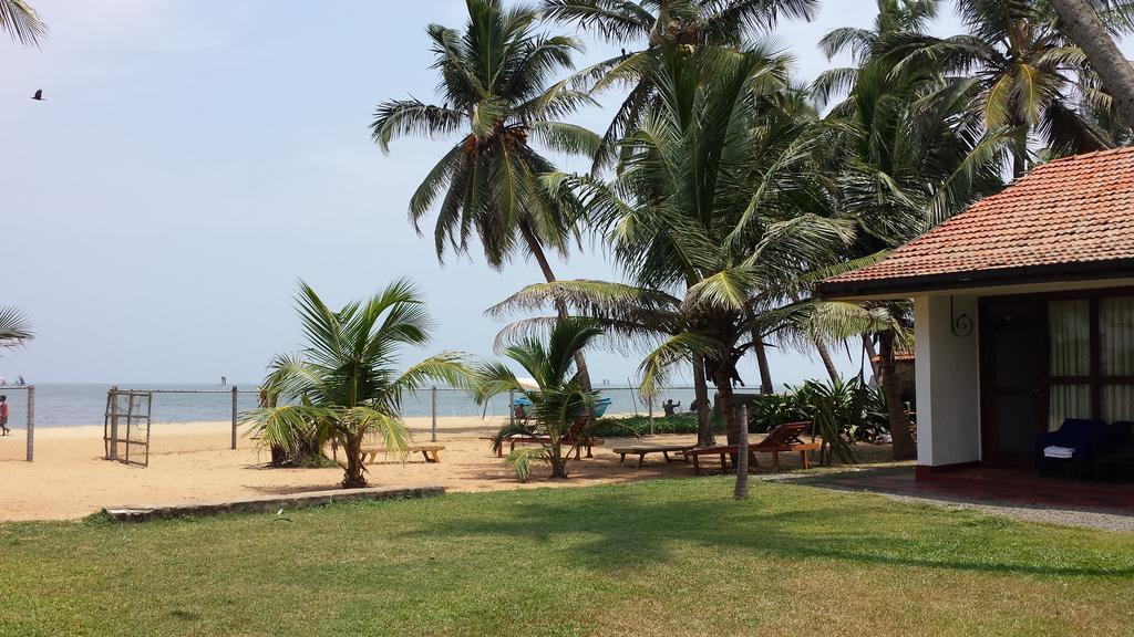 Ceylonica Beach Hotel Negombo Extérieur photo